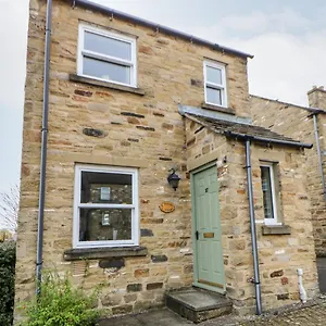 Cleeve Holiday home
